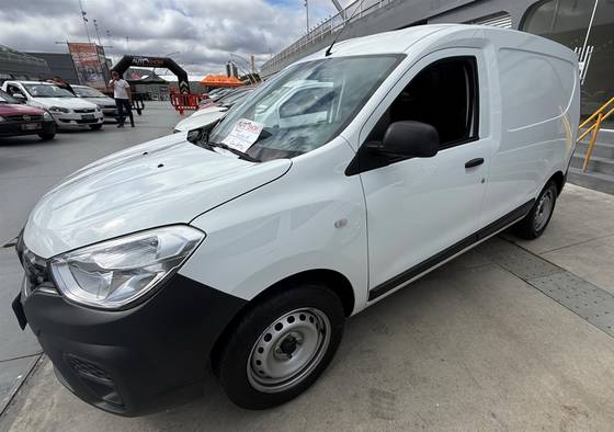 RENAULT KANGOO 1.6 16V SCE FLEX ADVANCED MANUAL RENAULT KANGOO 1.6 16V SCE FLEX ADVANCED MANUAL